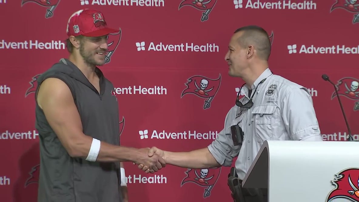 Full press conference: Tampa police, Bucs backup QB Blaine Gabbert on helicopter crash rescue off Davis Islands